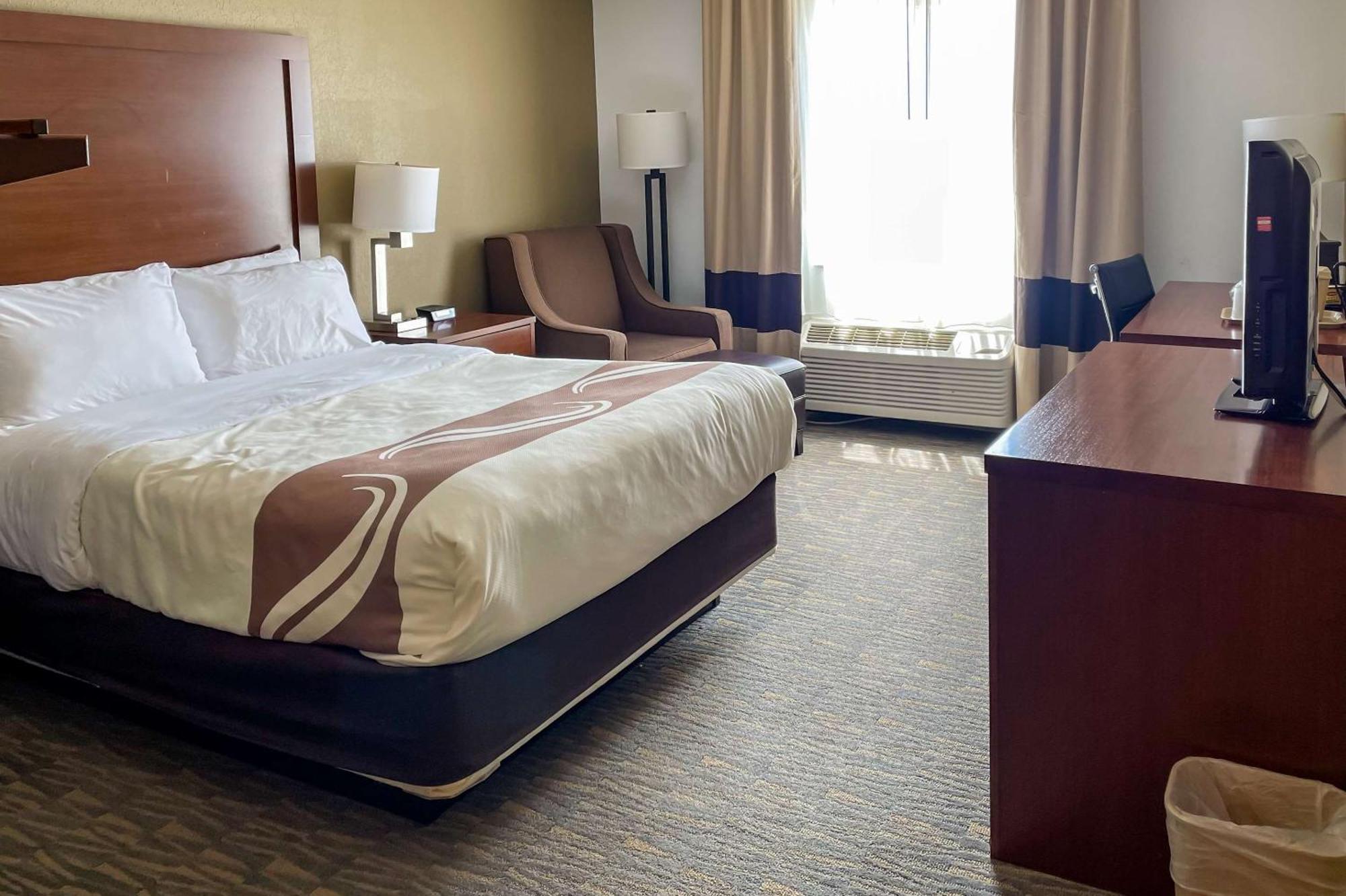 Quality Inn & Suites Georgetown - Seaford Buitenkant foto