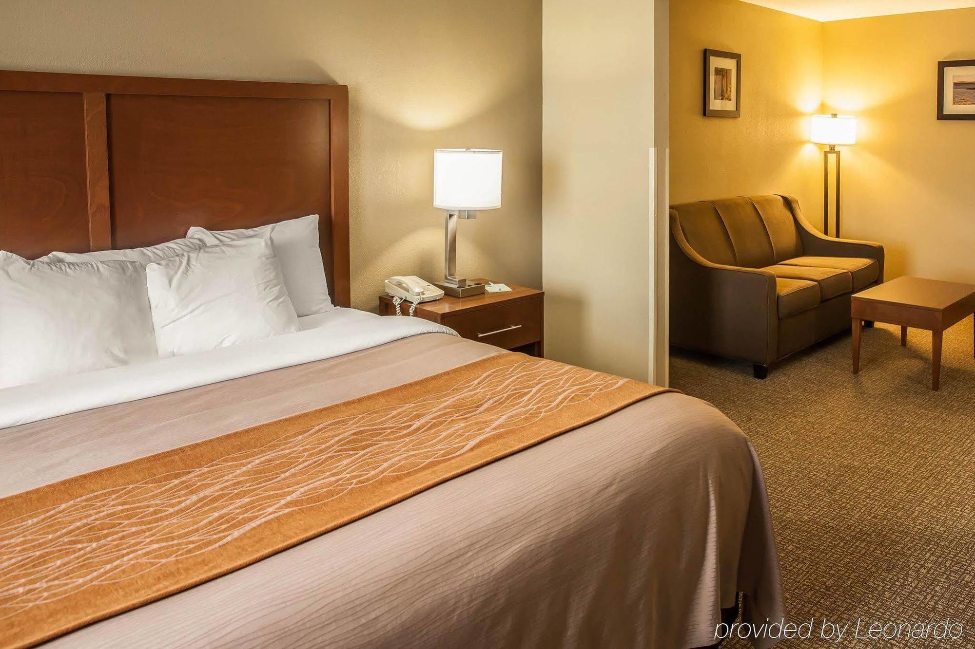 Quality Inn & Suites Georgetown - Seaford Buitenkant foto